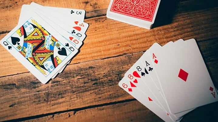 Bài Phỏm DA88 - Trải nghiệm đỉnh cao với tính năng hấp dẫn 3 Chơi bài phỏm online DA88